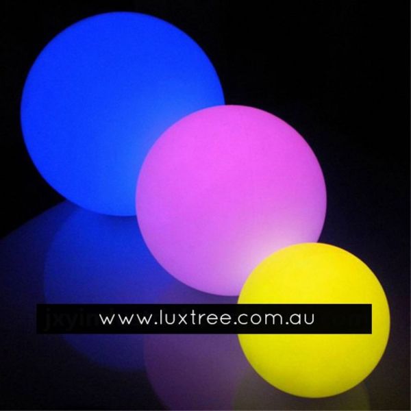 LED Glow Balls