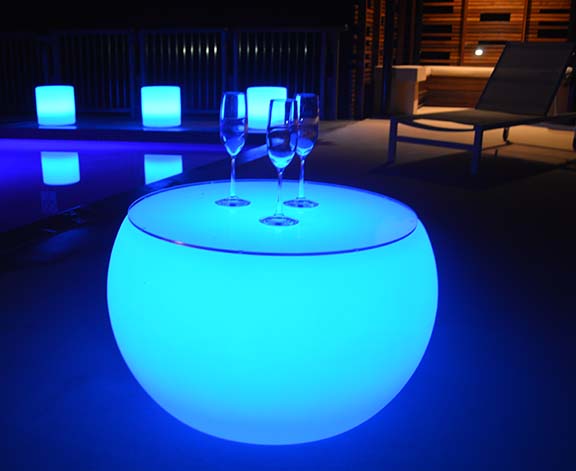 LED-glow-table